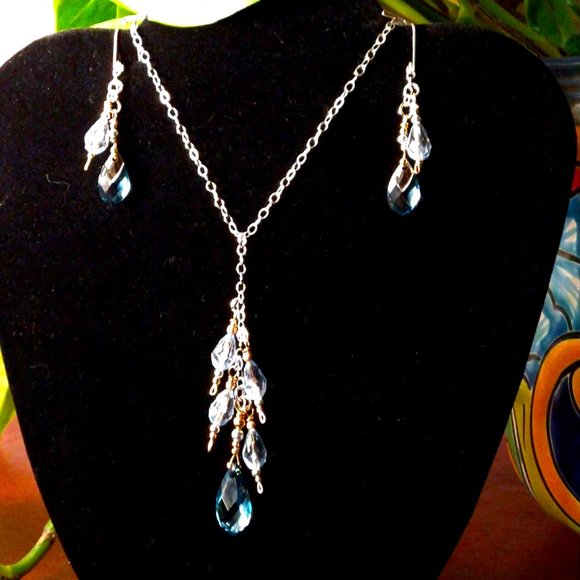 CCLLCDesigned Wired "Silver, Bleu and Gold" - Picture 2 of 3